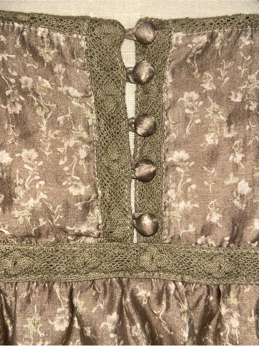 In Loom Beige Floral Long Sleeve Tiered Maxi Dress Cottage Core Fairy Bridgerton - Picture 6 of 16